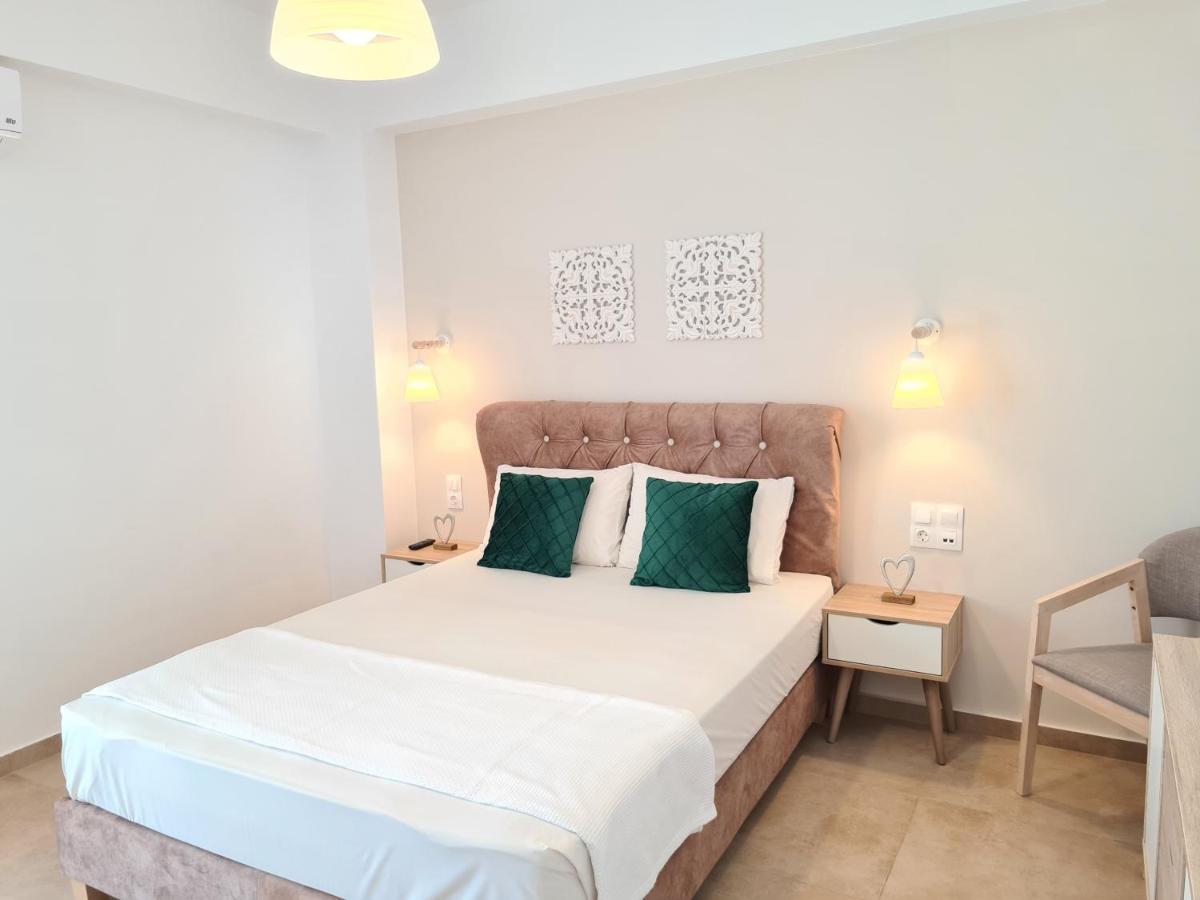 Bella Mare Luxury Apartments Kalamaki  Exterior photo