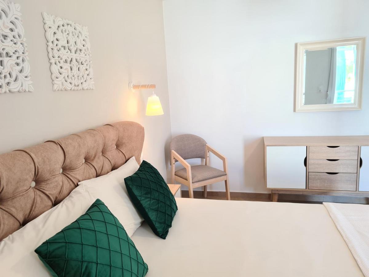 Bella Mare Luxury Apartments Kalamaki  Exterior photo