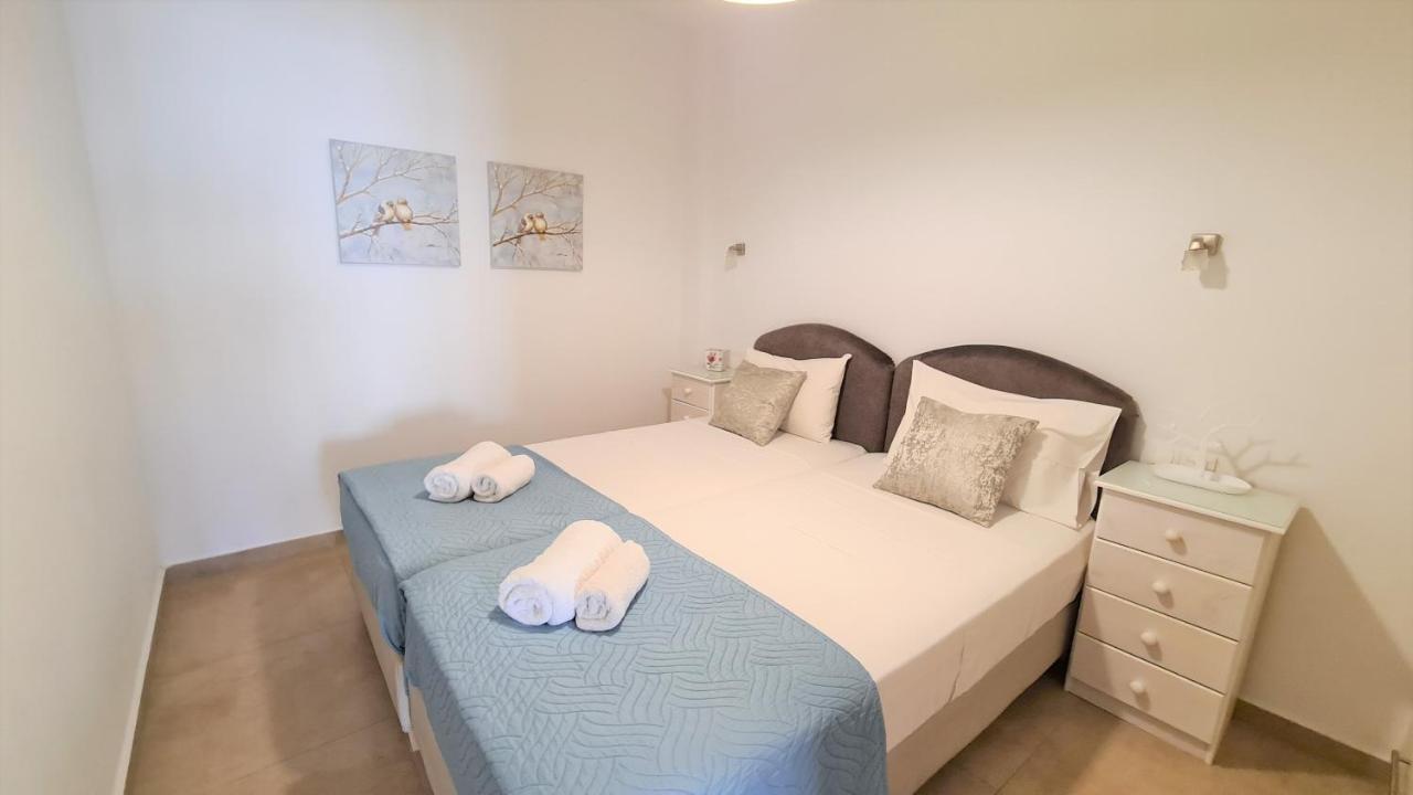 Bella Mare Luxury Apartments Kalamaki  Exterior photo